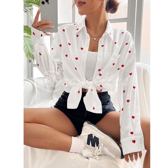 White Casual Shirt Red Hearts Printed Button Down Up Long Sleeve - Picture 6 of 7
